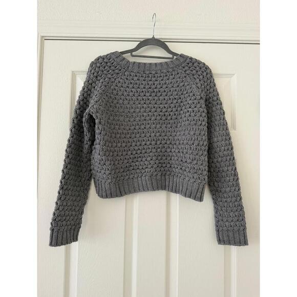 Forever 21 Sweaters - Gray Cable Crop Knit size small